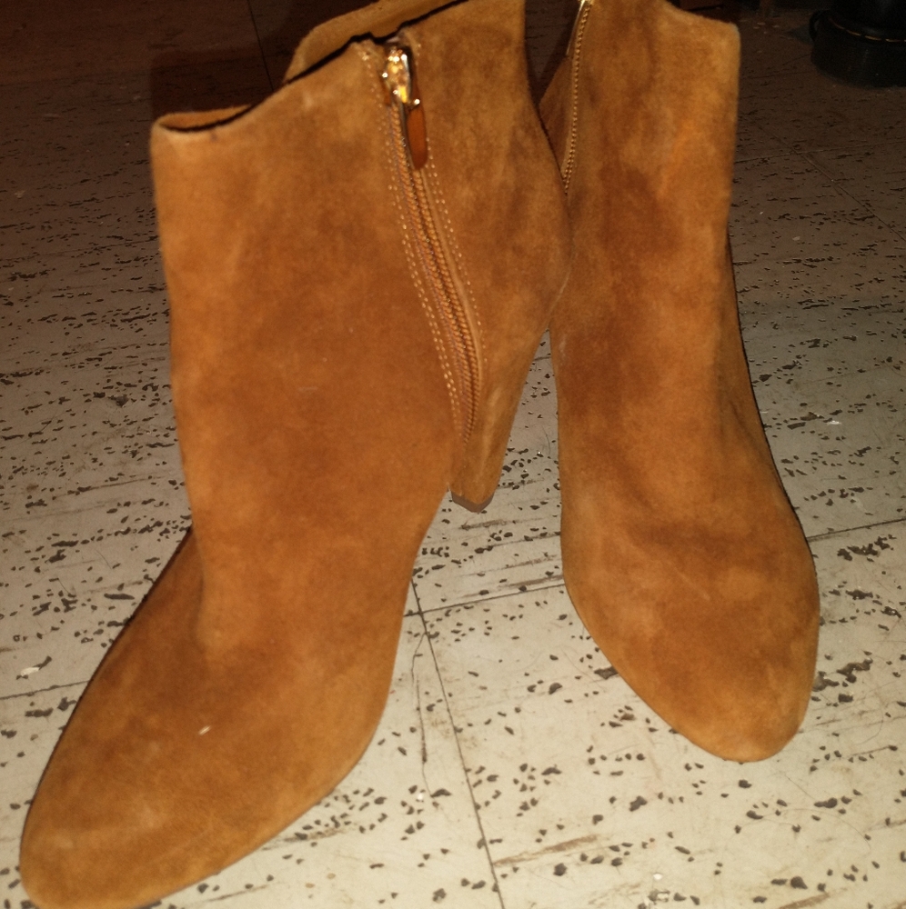 Tan Suede Women's Boots